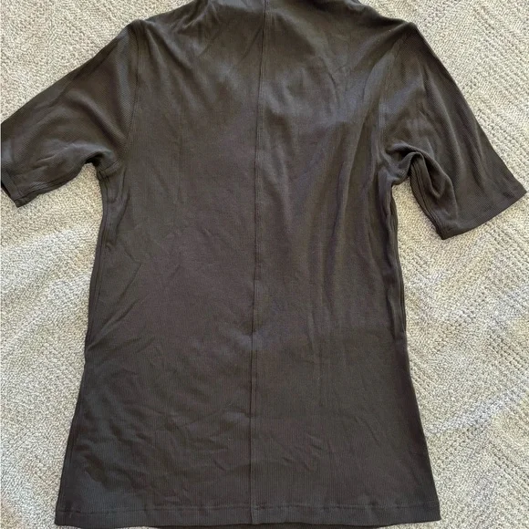 Lululemon LA Tight-to-body Keyhole Tee size 8 New with Tags - Picture 2 of 4